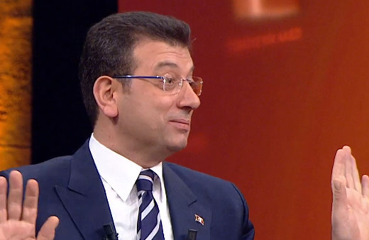 İmamoğlu'ndan Kanal İstanbul çelişkisi! Depremi tetikler dedikten 2 dakika sonra...