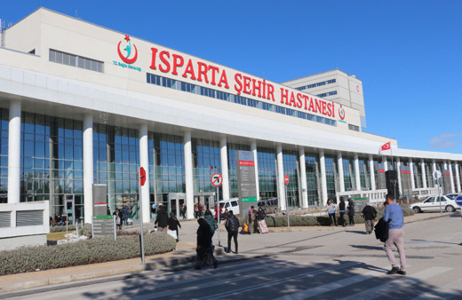 Isparta'da endoskopi sonrası rahatsızlandığı öne sürülen altı hastadan biri öldü
