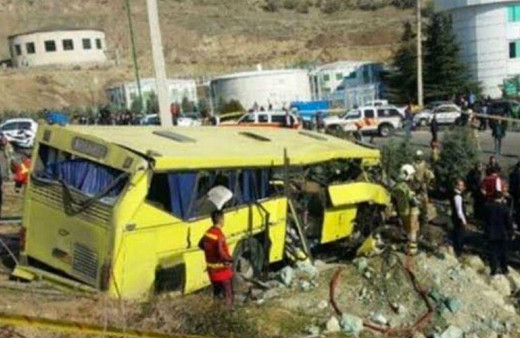 İran otobüs devrildi: 20 ölü, 23 yaralı