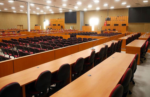 Yargıda yeni dönem 1 yıl sürecekti 1 günde bitti