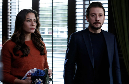 Doğduğun Ev Kaderindir dizisi hangi kitaptan uyarlama çıktı