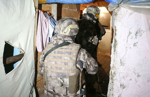 İstanbul'da kritik uyuşturucu operasyonu! Çok sayıda gözaltı var!