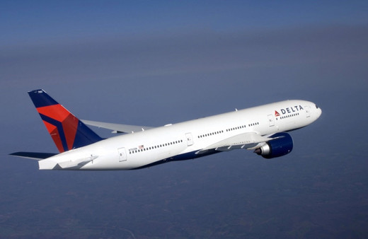 ABD’de acil iniş yapan uçak yakıtını okulun üstüne boşalttı! Yaralılar var