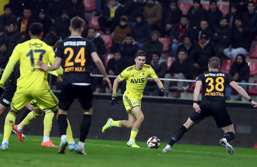 Ferdi Kadıoğlu'ndan transfer iddialarına yanıt