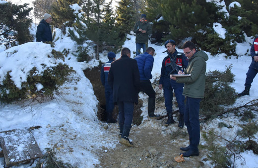 Dedikoduları duyan Dumlupınar Kaymakamı dedektif gibi iz sürüp olayı çözdü