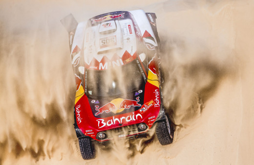 Carlos Sainz 3. Dakar zaferini elde etti
