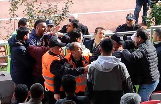 Gazeteciye saldıran kulüp yöneticisine 25 bin lira ceza