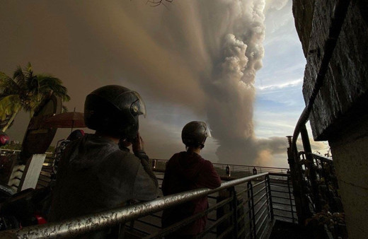 Yanardağda çakan şimşeklerin sırrı açıklandı