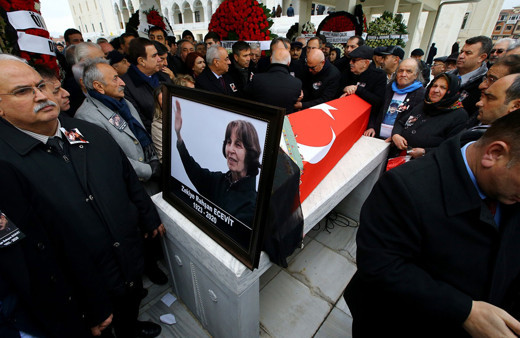 Rahşan Ecevit'in cenazesi son yolculuğuna uğurlandı