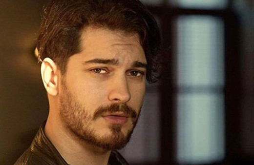 Çağatay Ulusoy'un son hali görenleri şaşırttı! Kilo aldı İbrahim Büyükak'a benzetildi
