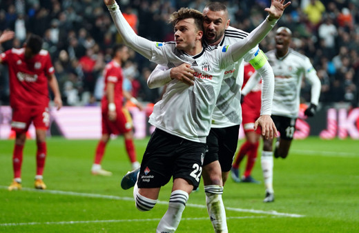 Beşiktaş'ta Adem Ljajic'in sözleşmesi feshediliyor
