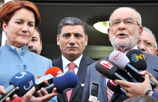Gelecek Partisi açıkladı! Karamollaoğlu ve Akşener'den Davutoğlu'na 'kayyum' telefonu