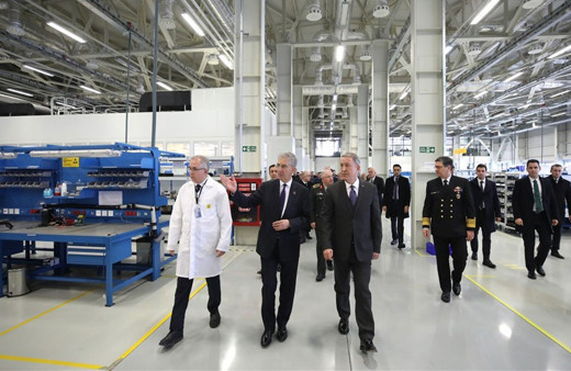 Hulusi Akar'dan Yunanistan'a sert tepki! 16 adayı silahlandırıyor