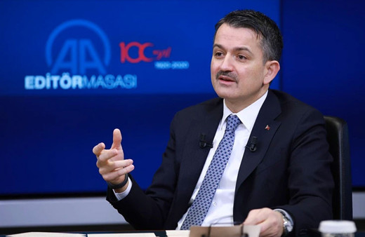 Fidanlar kurudu ve dönere çamaşır suyu iddiası! Bakan Pakdemirli'den yanıt