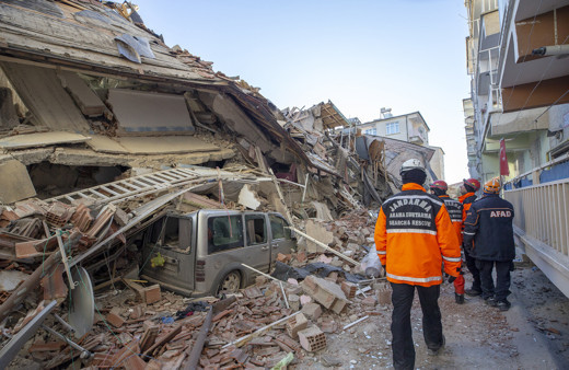 Elazığ Sivrice’de 4 büyüklüğünde deprem!