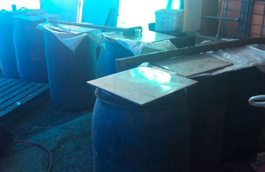 Adana'da ele geçirildi! Tam bin 380 litre kaçak içki