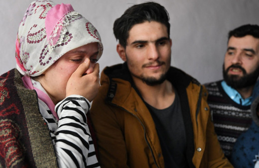 Suriyeli Mahmud kurtardığı depremzede ile buluştu duygusal anlar yaşandı