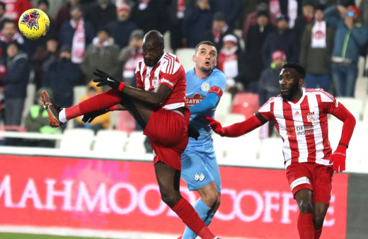 Sivasspor Çaykur Rizespor maçı golleri ve geniş özeti