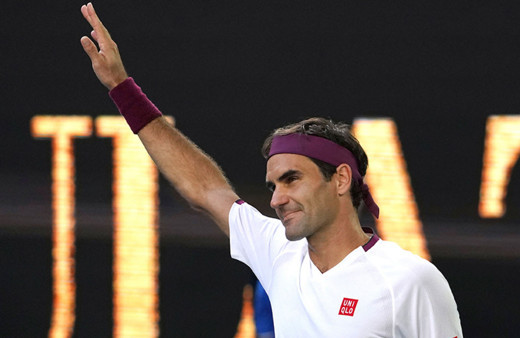 7 kez maç puanı çeviren Federer yarı finalde