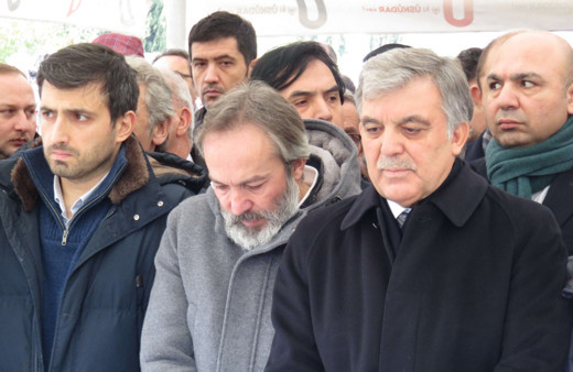 Erol Olçok'un annesi Asiye Olçok son yolculuğuna uğurlandı