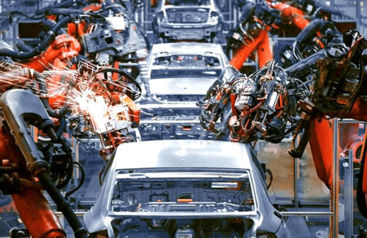 Volkswagen'den normalleşme adımı! En büyük fabrikasında üretime yeniden başladı