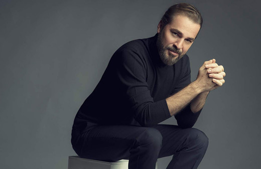 Kuruluş Osman hayranlarını heyecanlandıran Engin Altan Düzyatan pozu