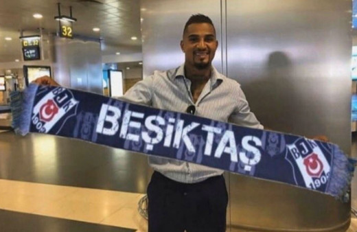 Boateng Beşiktaş'a geldi at fotoğrafı olay oldu