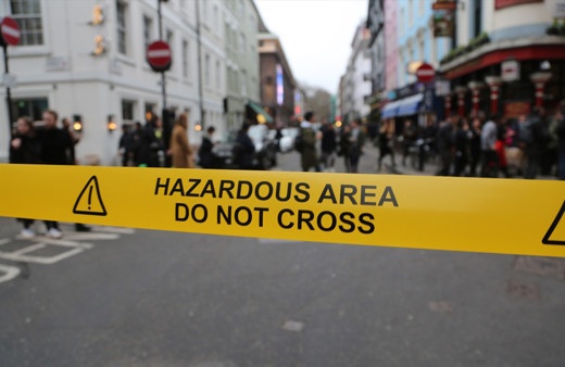 Londra'da 2. Dünya Savaşı'ndan kalma bomba paniğe yol açtı