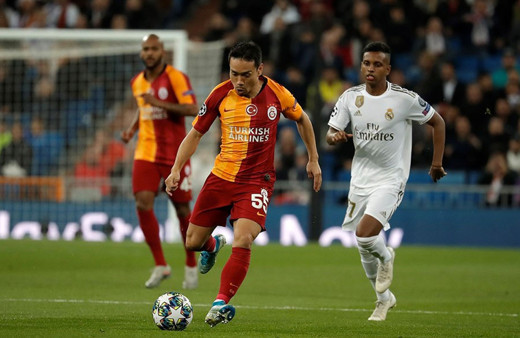 Yuto Nagatomo'dan herkesi şaşırtan jest