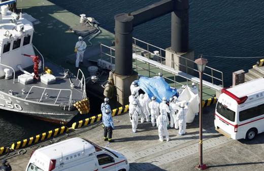 Koronavirüs ölüm saçıyor! Japonya'daki cruise gemisi karantinaya alındı