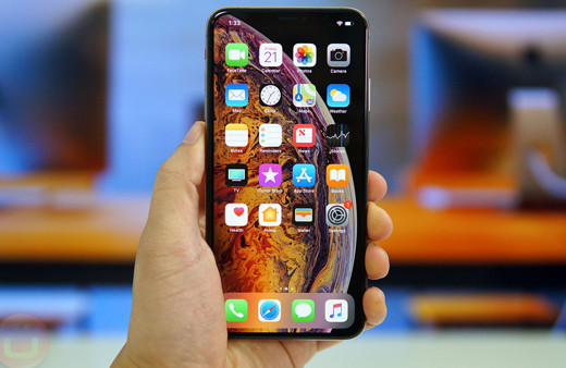 Apple katlanabilir telefon için patent başvurusu yaptı