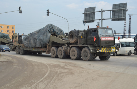 İdlib'deki gözlem noktalarına askeri sevkiyat