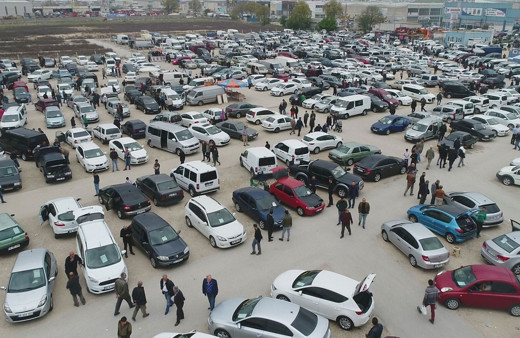 İkinci otomobil fiyatlarında yükseliş sürecek mi dikkat çeken açıklama