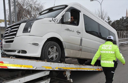Türkiye genelinde 329 okul servis aracı trafikten men edildi