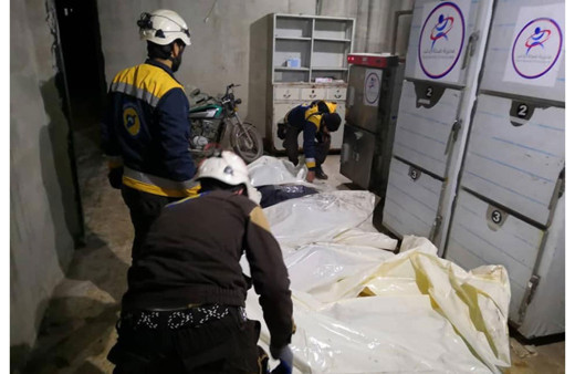 Esed rejimi İdlib'te sivillere bomba yağdırdı 15 ölü