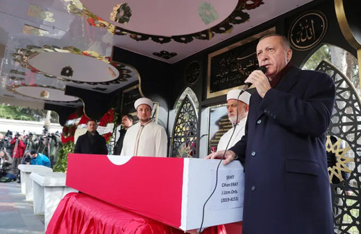 Çığ şehitlerine gözyaşları içinde veda Erdoğan da katıldı