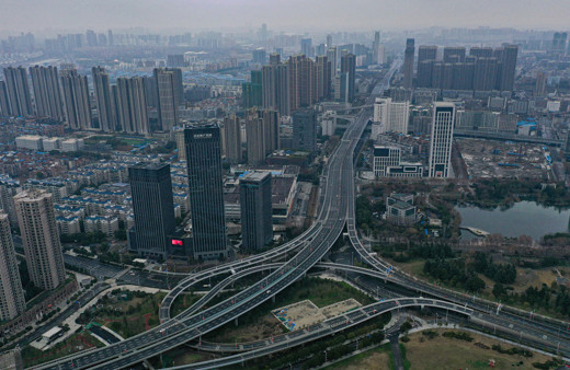 Koronavirüsün ilk tespit edildiği Vuhan kentinden yeni görüntüler geldi