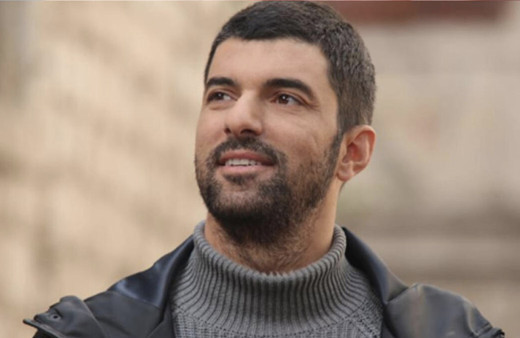 Sefirin Kızı'nda aşk bombası Engin Akyürek'in yeni aşkı kim çıktı!