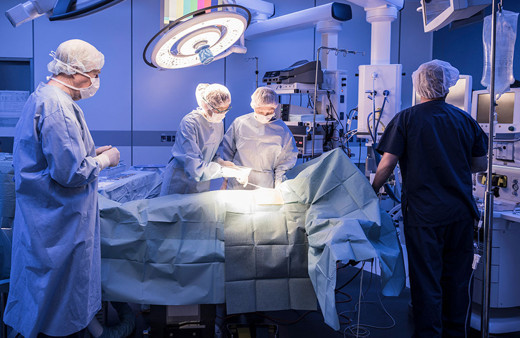 Çapa'da inanılmaz iddia profesör hastalarına pırlanta aldırıyordu