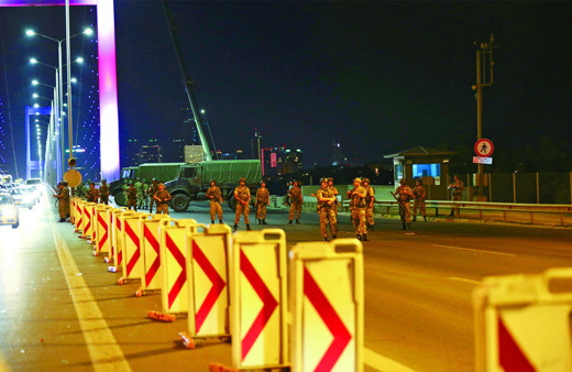 Hayırdır inşallah! Yine darbe söylentisi çıktı bir hafta içinde bu iki etti