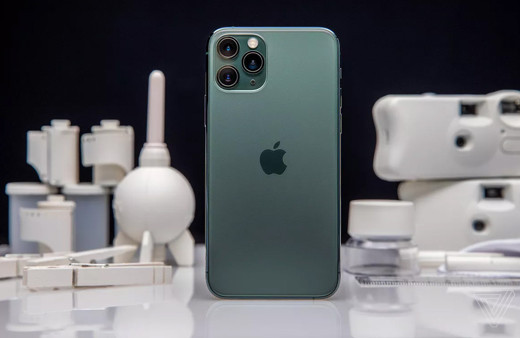 Corona virüsü nedeniyle iptal edilmişti! İphone üretimine başlandı