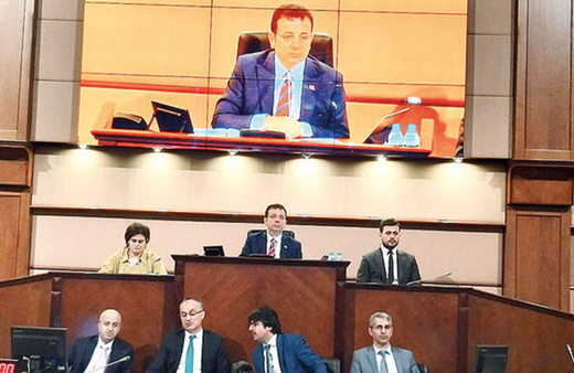 İmamoğlu'na 3 kuruşluk küfür davası açıyor 'tenhada özür' yetmez!
