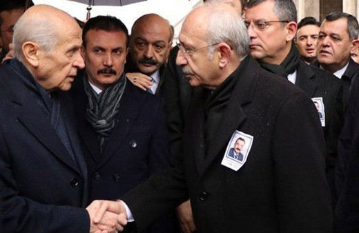 Kemal Kılıçdaroğlu, Devlet Bahçeli ve Meral Akşener eski vekilin cenaze törenindeydi