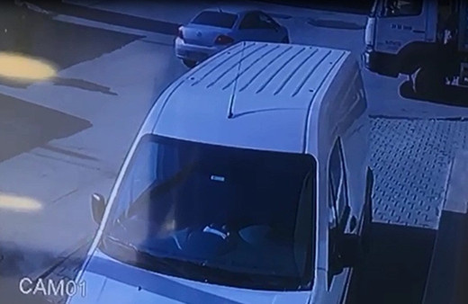 Gaziosmanpaşa'da çöp kamyonun çarptığı yaşlı adam hayatını kaybetti