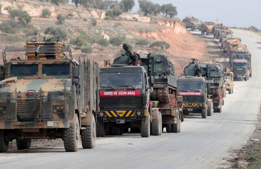 TSK'dan İdlib'i yoğun sevkiyat! konvoyun ucu görünmedi