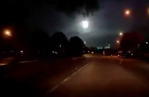 Meteorun düşme anı araç kamerasında