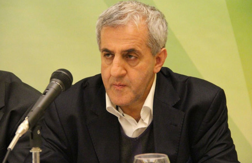 Yeni Şafak yazarı Müfid Yüksel'e gece yarısı gözaltı