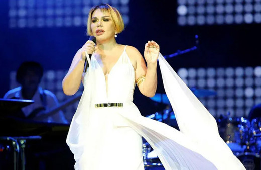 Minik Serçe Sezen Aksu 'Ben De Yoluma Giderim' ile müzik dünyasını salladı!