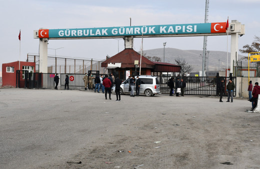 Türkiye koronavirüs nedeniyle İran sınır kapısını kapattı