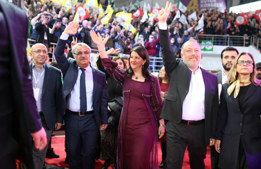 Pervin Buldan ile Mithat Sancar, HDP'nin Eş Genel Başkanları seçildi